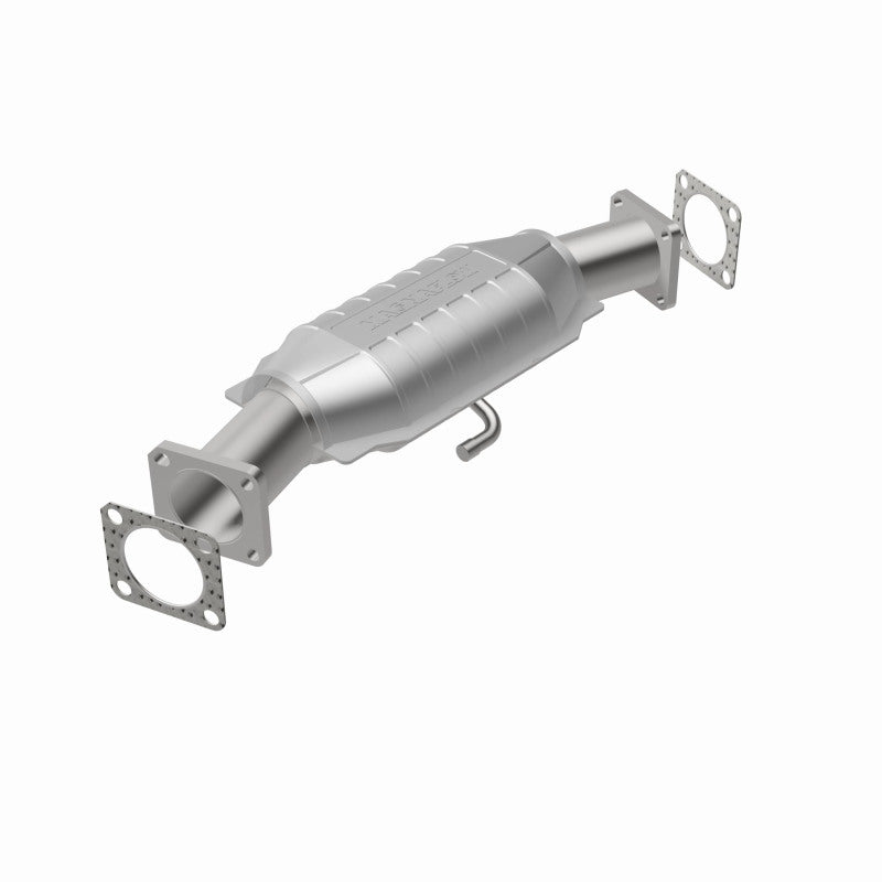 MagnaFlow Chevrolet Standard Grade Federal / EPA Compliant Direct-Fit Catalytic Converter 93426 360 Degree Image Set