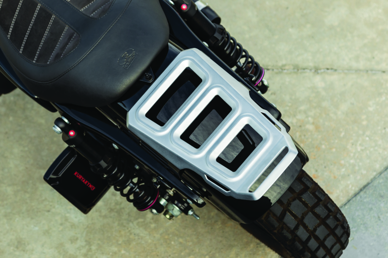 Kuryakyn Dillinger Luggage Rack Sil 6664 6664 User 1