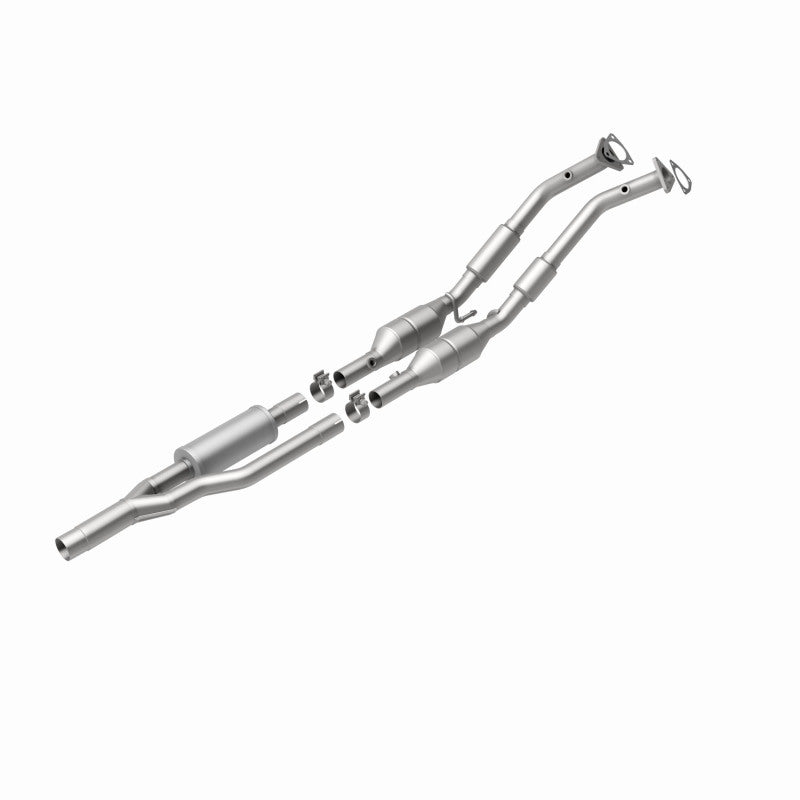 MagnaFlow Audi TT Quattro OEM Grade Federal / EPA Compliant Direct-Fit Catalytic Converter 49716 360 Degree Image Set