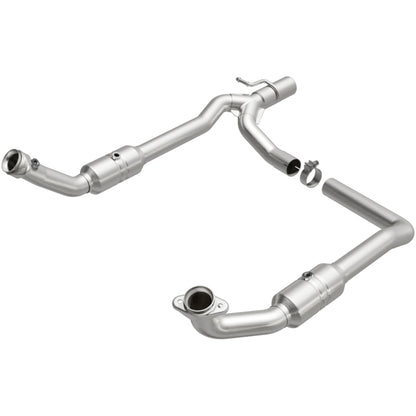 MagnaFlow Ford OEM Grade Federal / EPA Compliant Direct-Fit Catalytic Converter 52294 Photo - Primary