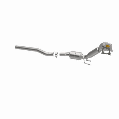 MagnaFlow Volkswagen Tiguan California Grade CARB Compliant Direct-Fit Catalytic Converter 5582408 360 Degree Image Set