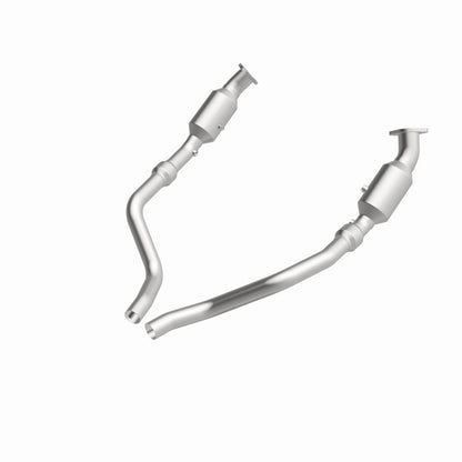 MagnaFlow Standard Grade Federal / EPA Compliant Direct-Fit Catalytic Converter 16421 360 Degree Image Set