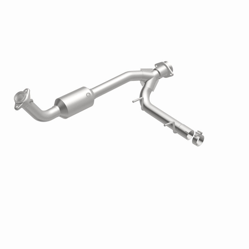 MagnaFlow Lincoln Navigator OEM Grade Federal / EPA Compliant Direct-Fit Catalytic Converter 52508 360 Degree Image Set