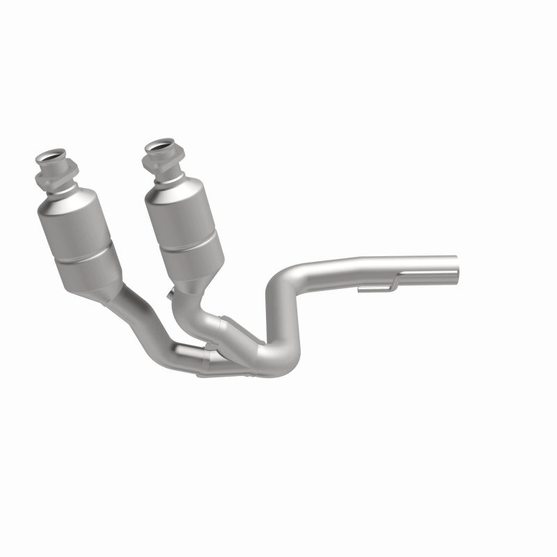 MagnaFlow Jeep Grand Cherokee OEM Grade Federal / EPA Compliant Direct-Fit Catalytic Converter 49744 360 Degree Image Set