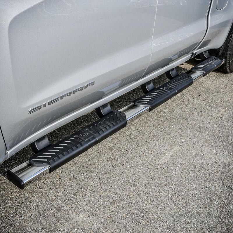 Westin R5 Modular W2W Nerf Step Bars 28-534680 Photo - Mounted