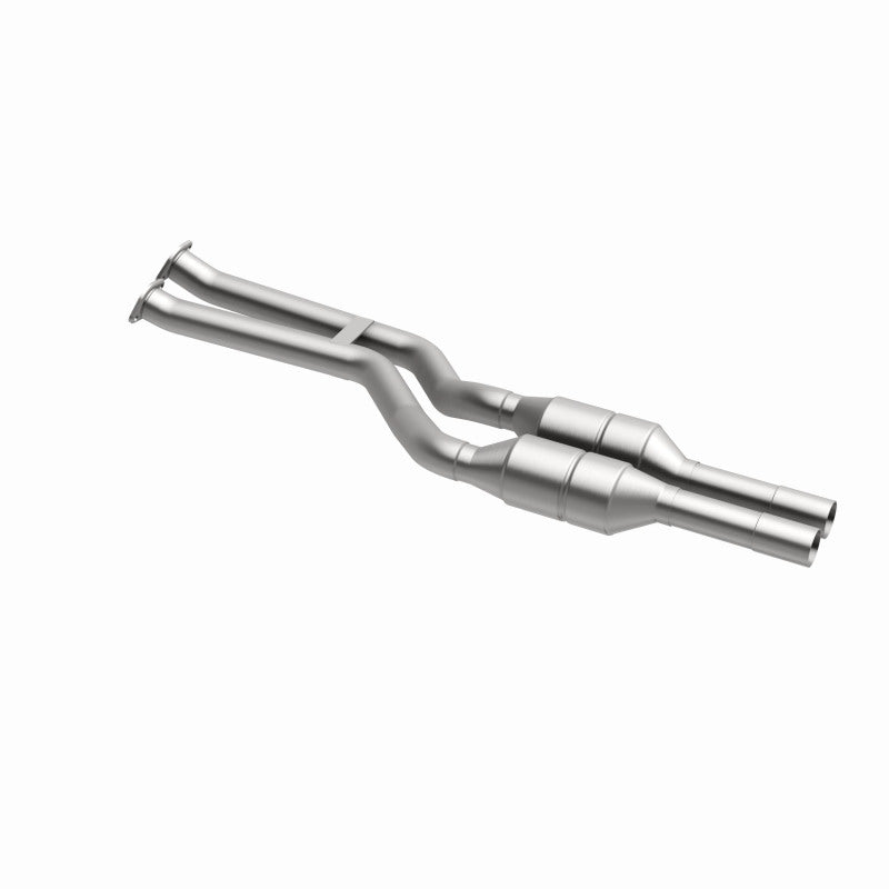 MagnaFlow BMW OEM Grade Federal / EPA Compliant Direct-Fit Catalytic Converter 49760 360 Degree Image Set