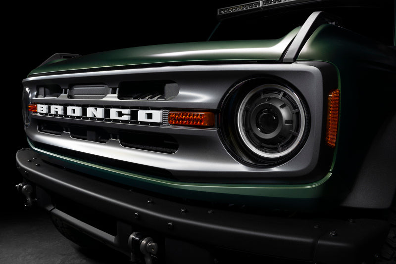 ORACLE Lighting Oracle 2021+ Ford Bronco Oculus  Bi-LED Projector Headlights - Amber/White Switchback 5886-023 5886-023 Photo - lifestyle view