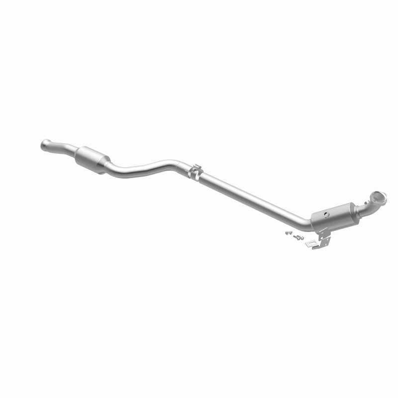 MagnaFlow Mercedes-Benz OEM Grade Federal / EPA Compliant Direct-Fit Catalytic Converter 21-447 360 Degree Image Set
