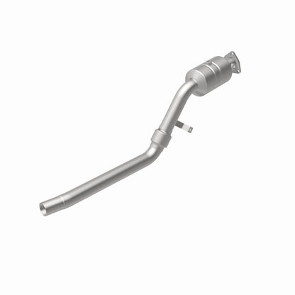 MagnaFlow Audi A4 Quattro OEM Grade Federal / EPA Compliant Direct-Fit Catalytic Converter 51115 360 Degree Image Set