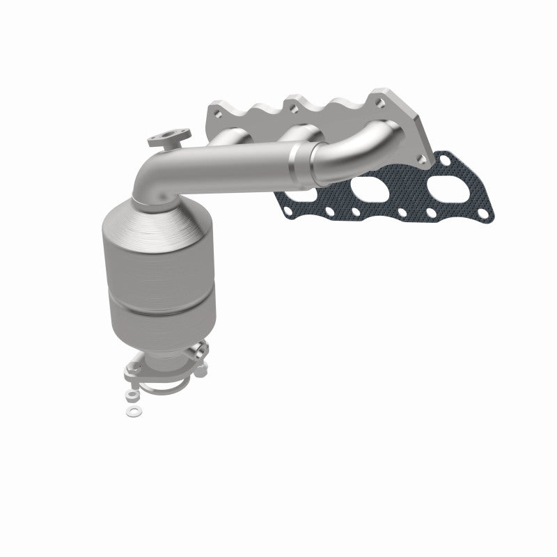 MagnaFlow Suzuki OEM Grade Federal / EPA Compliant Manifold Catalytic Converter 51272 360 Degree Image Set