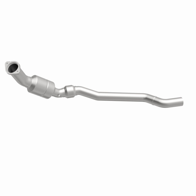 MagnaFlow OEM Grade Federal / EPA Compliant Direct-Fit Catalytic Converter 51585 360 Degree Image Set