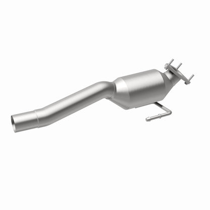 MagnaFlow Volkswagen Touareg HM Grade Federal / EPA Compliant Direct-Fit Catalytic Converter 24186 360 Degree Image Set