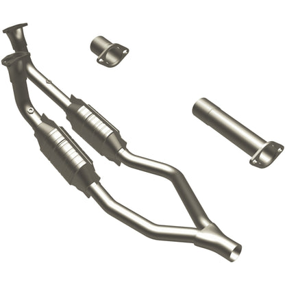 MagnaFlow Land Rover Range Rover Standard Grade Federal / EPA Compliant Direct-Fit Catalytic Converter 23821 Photo - Primary