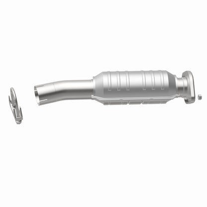 MagnaFlow Toyota Sienna OEM Grade Federal / EPA Compliant Direct-Fit Catalytic Converter 49099 360 Degree Image Set