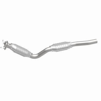 MagnaFlow Dodge Ram 1500 HM Grade Federal / EPA Compliant Direct-Fit Catalytic Converter 24469 360 Degree Image Set