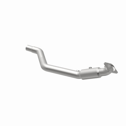 MagnaFlow OEM Grade Federal / EPA Compliant Direct-Fit Catalytic Converter 21-577 360 Degree Image Set