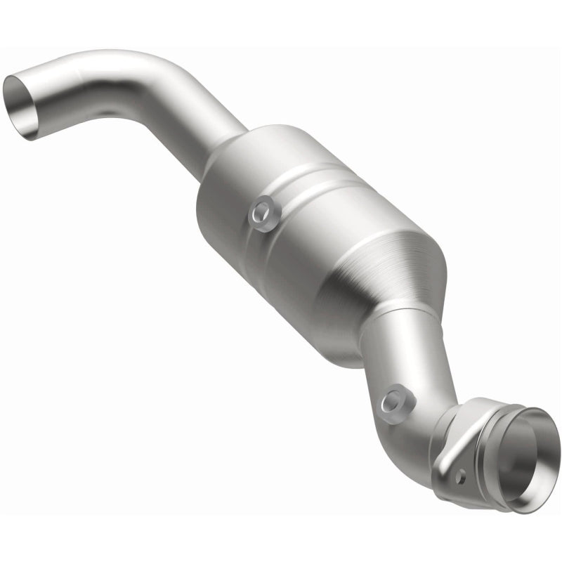 MagnaFlow Ford F-150 California Grade CARB Compliant Direct-Fit Catalytic Converter 5551296 Photo - out of package