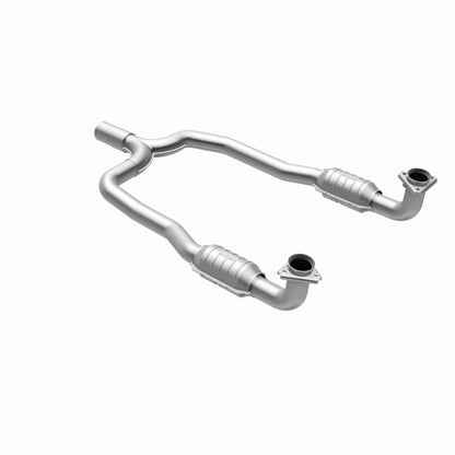 MagnaFlow Chevrolet Corvette Standard Grade Federal / EPA Compliant Direct-Fit Catalytic Converter 93487 360 Degree Image Set