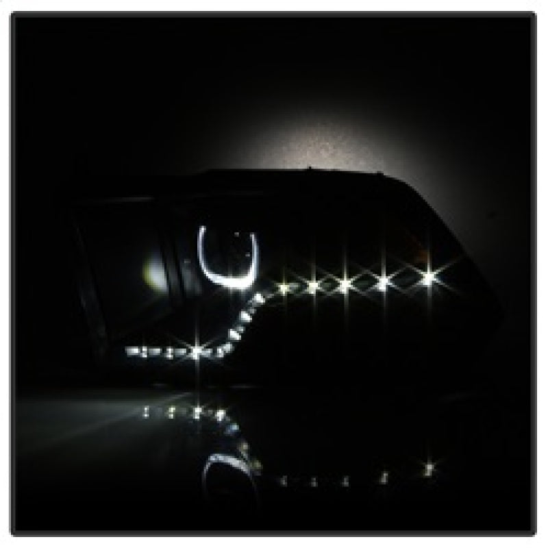 SPYDER xTune Dodge Ram 2009-2014 Halo LED Projector Headlights - Black Smoke PRO-JH-DR09-CFB-BSM 9036736 9036736 Photo - Unmounted
