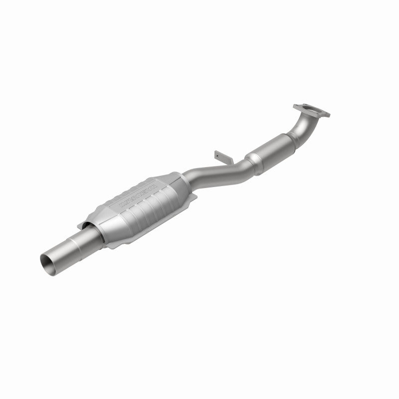 MagnaFlow Volvo OEM Grade Federal / EPA Compliant Direct-Fit Catalytic Converter 49528 360 Degree Image Set