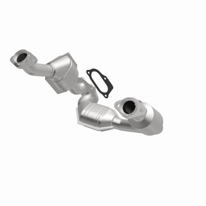 MagnaFlow HM Grade Federal / EPA Compliant Direct-Fit Catalytic Converter 93168 360 Degree Image Set