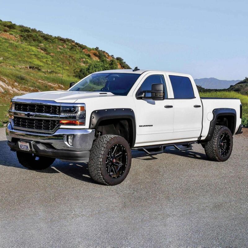Westin 14-18 Chevrolet Silverado / GMC Sierra Crew Cab Outlaw Nerf Step Bars (Excl. Diesel) 20-13725 20-13725 Photo - Mounted