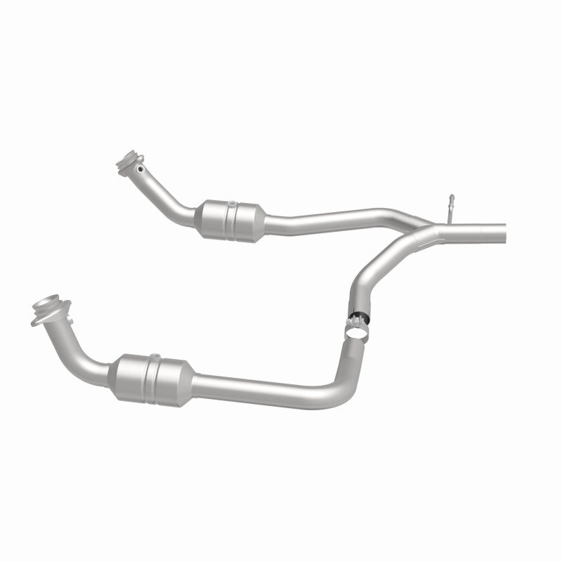 MagnaFlow Ford OEM Grade Federal / EPA Compliant Direct-Fit Catalytic Converter 52153 360 Degree Image Set