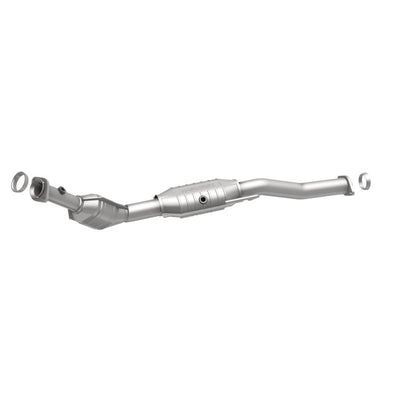 MagnaFlow OEM Grade Federal / EPA Compliant Direct-Fit Catalytic Converter 51077 360 Degree Image Set