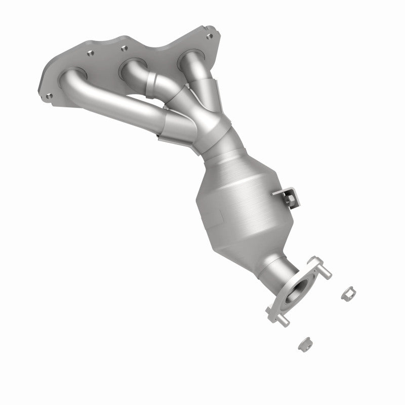 MagnaFlow Toyota RAV4 California Grade CARB Compliant Manifold Catalytic Converter 5582820 360 Degree Image Set