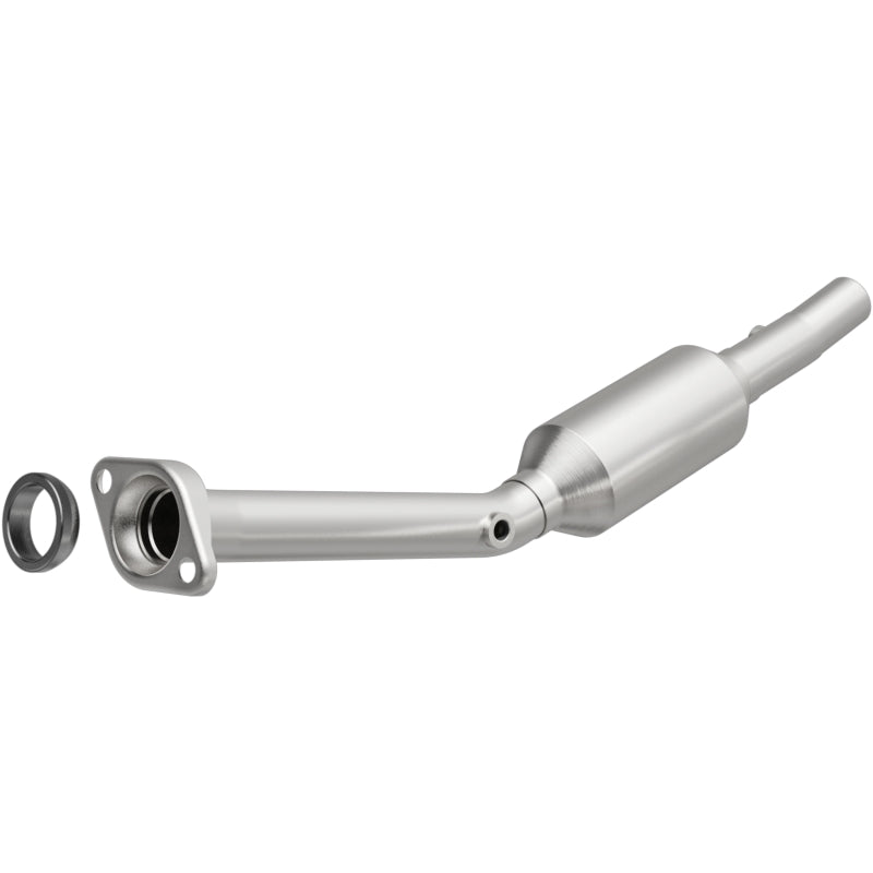 MagnaFlow OEM Grade Federal / EPA Compliant Direct-Fit Catalytic Converter 51821 Photo - Primary