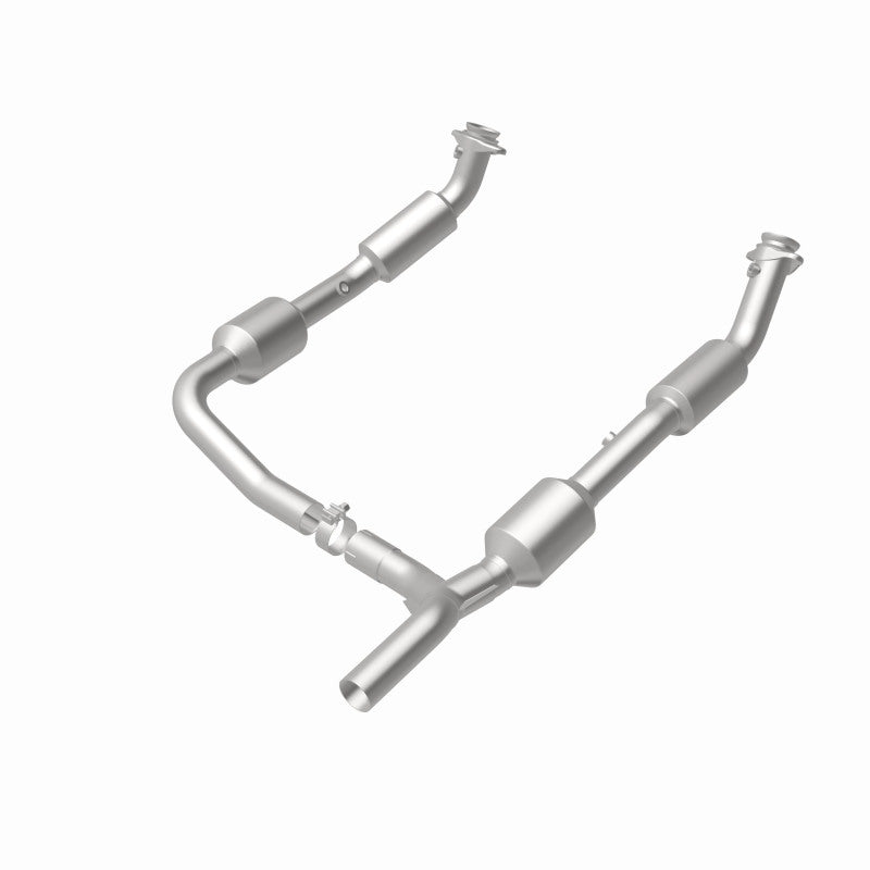 MagnaFlow Ford California Grade CARB Compliant Direct-Fit Catalytic Converter 5582640 360 Degree Image Set