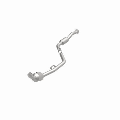 MagnaFlow Mercedes-Benz E350 OEM Grade Federal / EPA Compliant Direct-Fit Catalytic Converter 51665 360 Degree Image Set