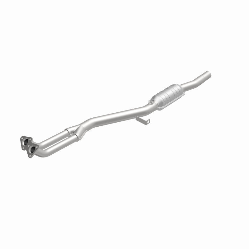 MagnaFlow BMW Standard Grade Federal / EPA Compliant Direct-Fit Catalytic Converter 93685 360 Degree Image Set