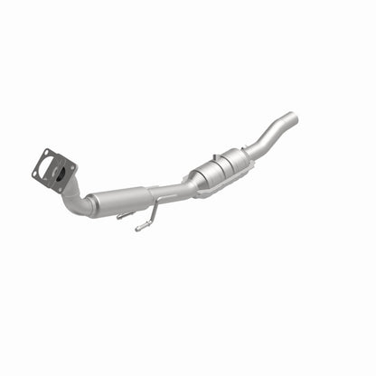MagnaFlow Volkswagen Jetta OEM Grade Federal / EPA Compliant Direct-Fit Catalytic Converter 51464 360 Degree Image Set