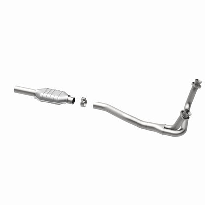 MagnaFlow Ford Standard Grade Federal / EPA Compliant Direct-Fit Catalytic Converter 93314 360 Degree Image Set