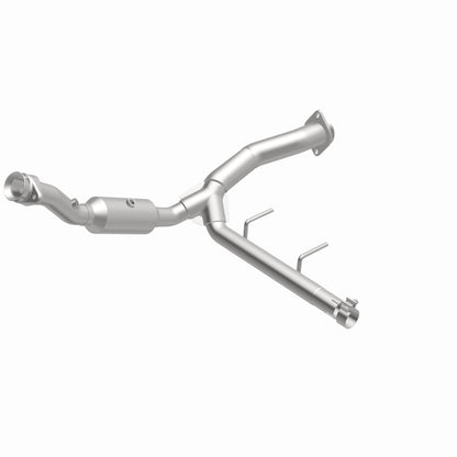 Magnaflow 15-17 Ford F-150 3.5L Direct Fit Converter 5551469 5551469 360 Degree Image Set