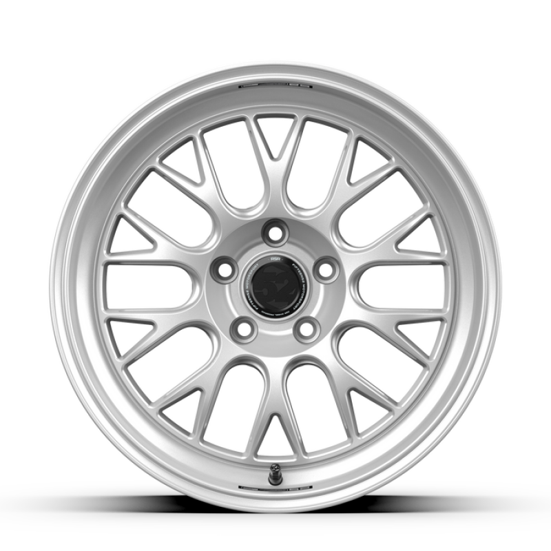 fifteen52 Holeshot RSR 18x10.5 5x120 25mm ET 72.56mm Center Bore Radiant Silver RSHRS-80552+25 RSHRS-80552+25 User 1