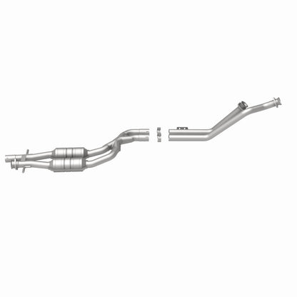 MagnaFlow Mercedes-Benz SL320 HM Grade Federal / EPA Compliant Direct-Fit Catalytic Converter 23844 360 Degree Image Set