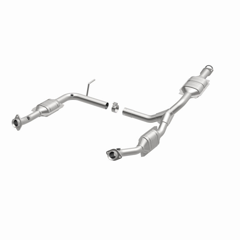MagnaFlow OEM Grade Federal / EPA Compliant Direct-Fit Catalytic Converter 49575 360 Degree Image Set
