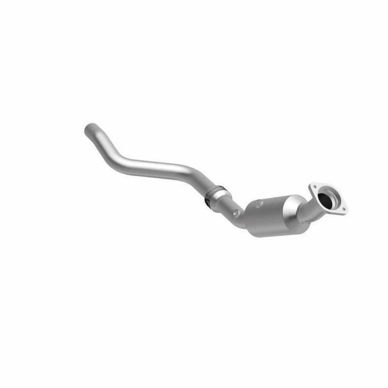 MagnaFlow California Grade CARB Compliant Direct-Fit Catalytic Converter 5561243 360 Degree Image Set