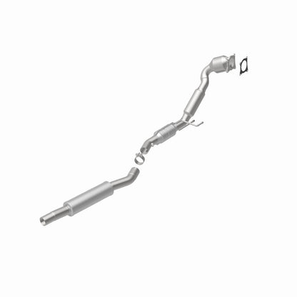 MagnaFlow Audi A3 Quattro OEM Grade Federal / EPA Compliant Direct-Fit Catalytic Converter 51522 360 Degree Image Set