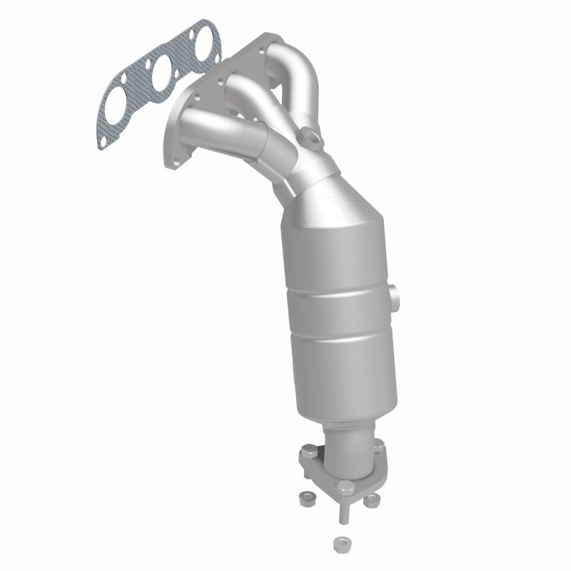 MagnaFlow Suzuki Verona OEM Grade Federal / EPA Compliant Manifold Catalytic Converter 50912 360 Degree Image Set