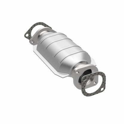 MagnaFlow OEM Grade Federal / EPA Compliant Direct-Fit Catalytic Converter 51108 360 Degree Image Set