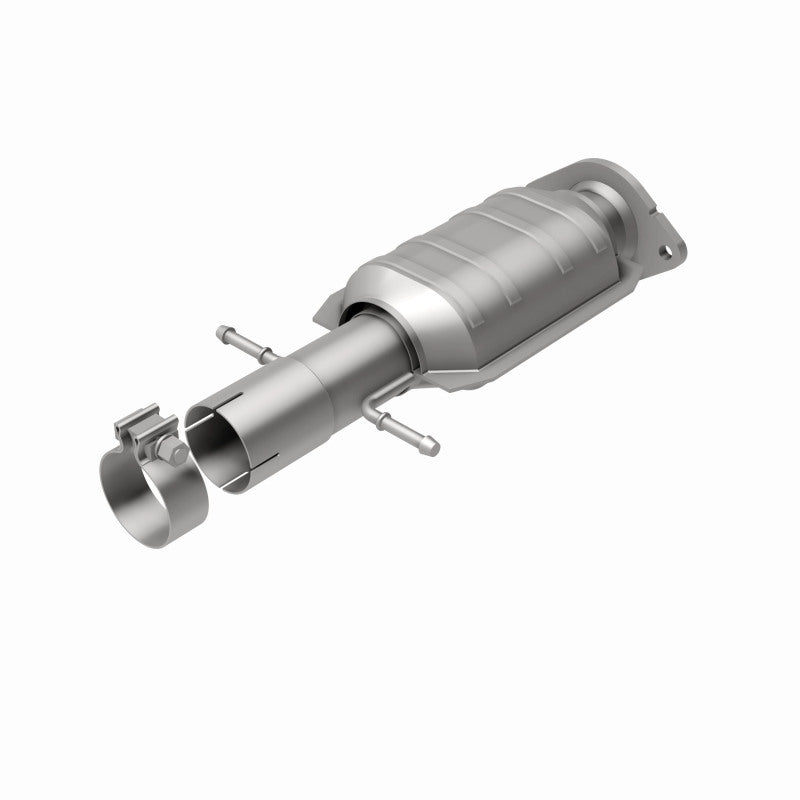 MagnaFlow OEM Grade Federal / EPA Compliant Direct-Fit Catalytic Converter 51913 360 Degree Image Set