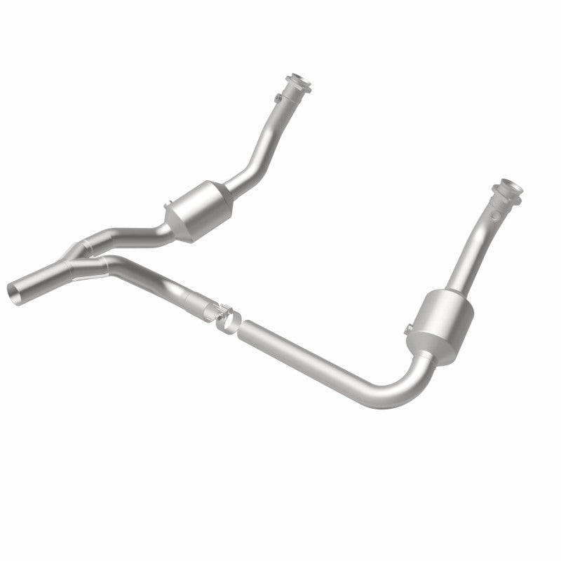 MagnaFlow 10-11 Jeep Wrangler 3.8L Direct Fit CARB Compliant Catalytic Converter 5551458 5551458 360 Degree Image Set