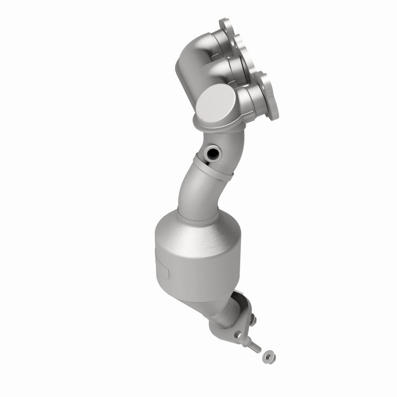 MagnaFlow Toyota Highlander OEM Grade Federal / EPA Compliant Manifold Catalytic Converter 51540 360 Degree Image Set