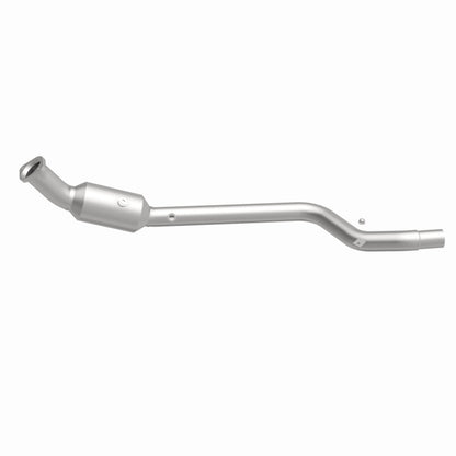 MagnaFlow HM Grade Federal / EPA Compliant Direct-Fit Catalytic Converter 26202 360 Degree Image Set