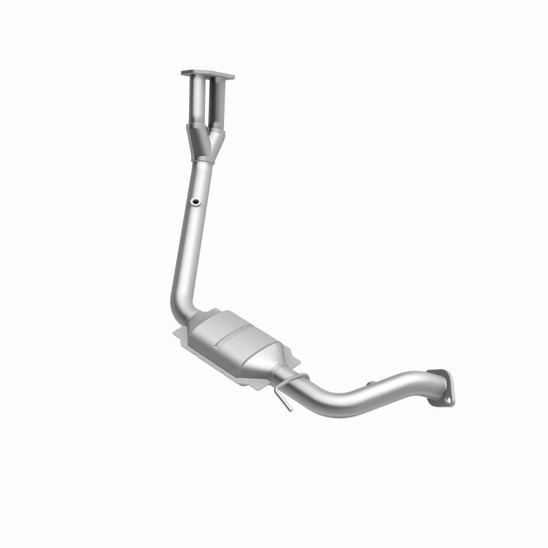 MagnaFlow Isuzu HM Grade Federal / EPA Compliant Direct-Fit Catalytic Converter 23636 360 Degree Image Set