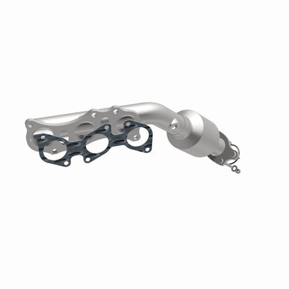 MagnaFlow Toyota OEM Grade Federal / EPA Compliant Manifold Catalytic Converter 49342 360 Degree Image Set