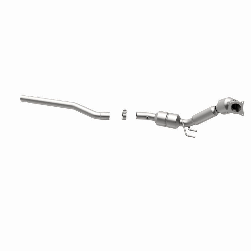 MagnaFlow Volkswagen Passat OEM Grade Federal / EPA Compliant Direct-Fit Catalytic Converter 51361 360 Degree Image Set
